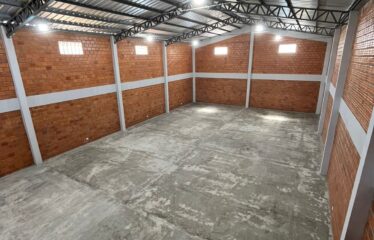 Alquilo Depósito de 354 m2 en Mariano Roque Alonso Zona Puerto Fénix