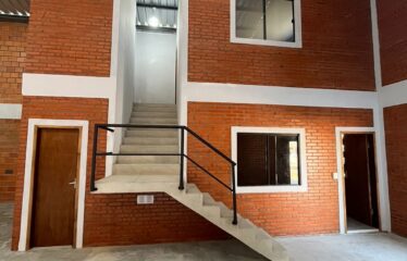 Alquilo Depósito de 354 m2 en Mariano Roque Alonso Zona Puerto Fénix